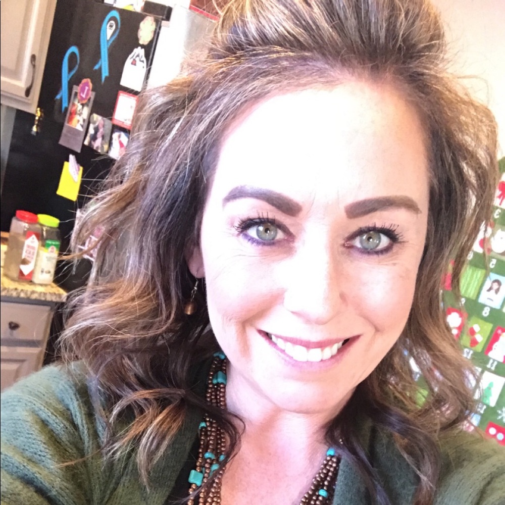 Meet your Posher, Lexie